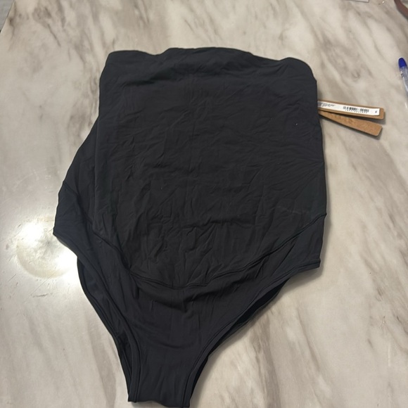 Skims fits everybody maternity high waisted brief NWT size small - Picture 4 of 6